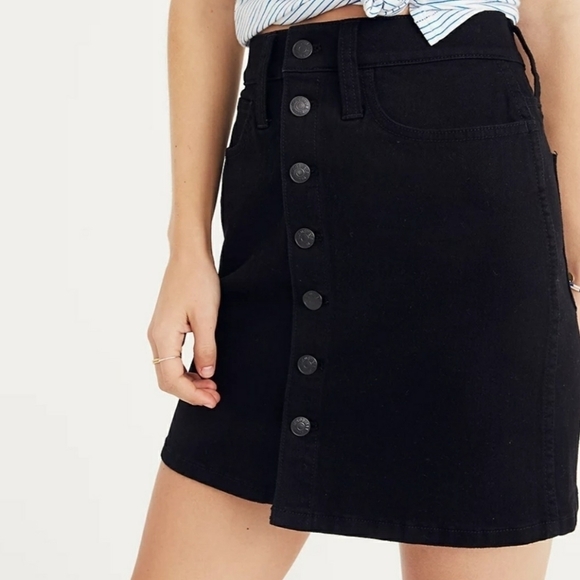 Madewell Dresses & Skirts - Madewell- Stretch Denim Straight Mini Skirt